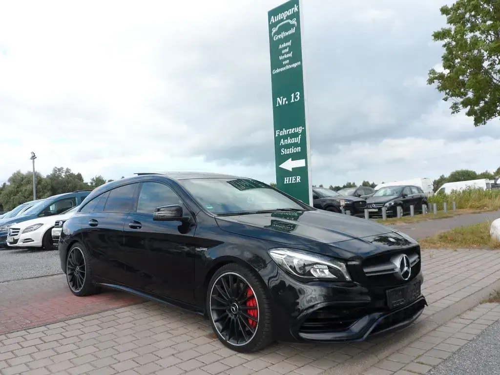 Gebraucht Mercedes CLA45 AMG AMG 381 PS (280 kW) 2018 Schwarz Coupé