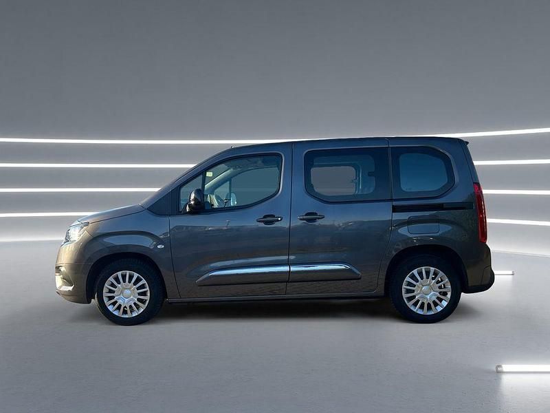 Gebraucht Toyota Proace Verso City 110 PS (80 kW) 2022 Grau Kombi
