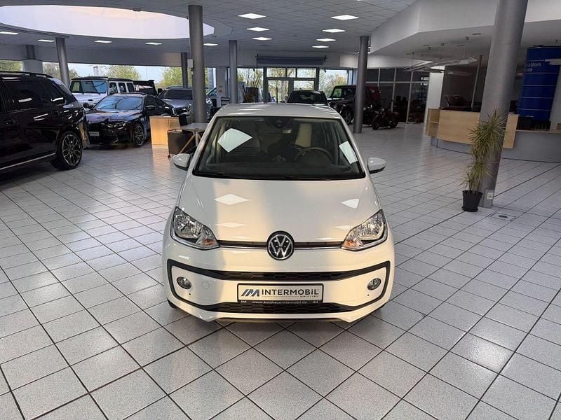 Second-hand VW up! Basis 65 CP (47 kW) 2022 Alb Hatchback