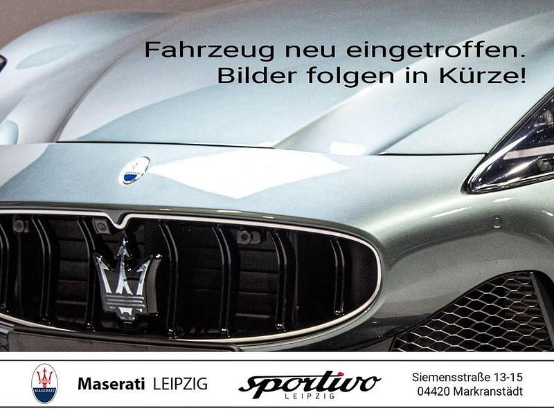 Grau Gebraucht 2017 Maserati Levante SUV | 39.979 € (Fairer Preis) - Bild 1/1