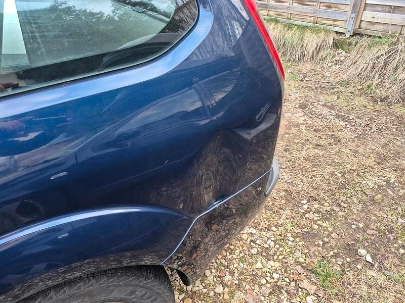 Gebraucht Ford Focus 75 PS (55 kW) 2005 Blau Kombi