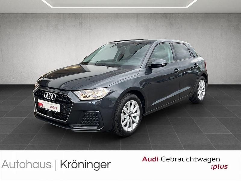 Grau Gebraucht 2024 Audi A1 Sportback Advanced Kleinwagen | 24.990 € (Fairer Preis) - Bild 1/4