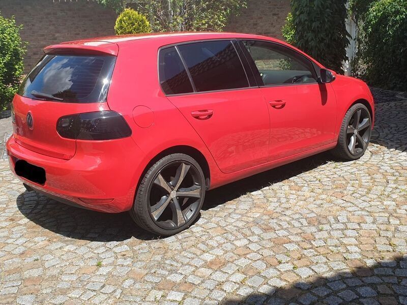 Rot Gebraucht 2009 VW Golf VI Limousine | 4.800 € (Fairer Preis) - Bild 1/4
