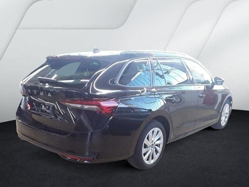 Gebraucht Skoda Octavia Selection 150 PS (110 kW) 2025 Schwarz Kombi
