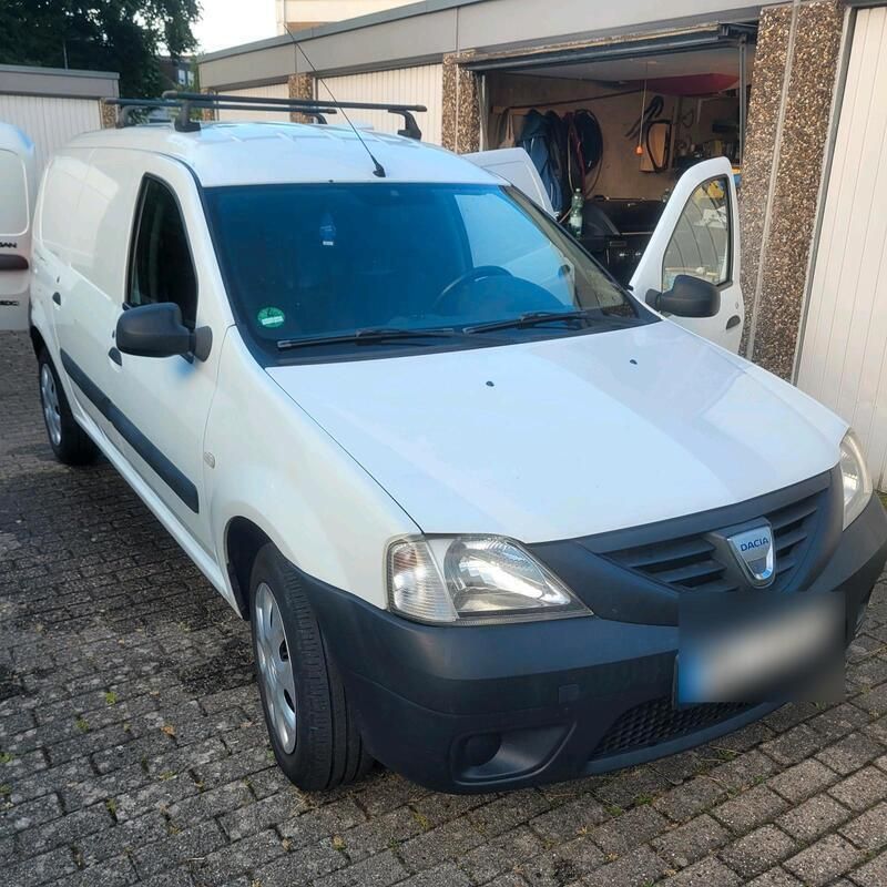 Weiß Gebraucht 2011 Dacia Logan Limousine | 2.350 € (Fairer Preis) - Bild 1/4