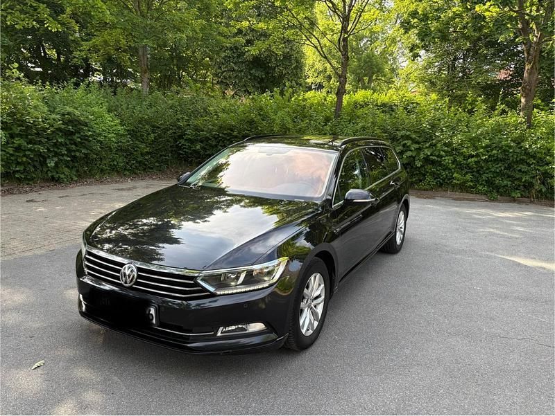 Schwarz Gebraucht 2016 VW Passat Kombi | 12.700 € (Superpreis) - Bild 1/4