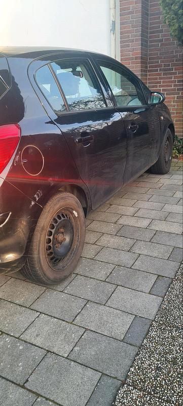 Gebraucht Opel Corsa 66 PS (48 kW) 2008 Schwarz Kleinwagen