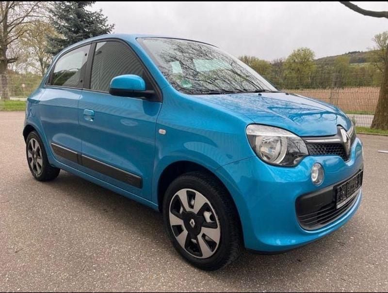 Second-hand Renault Twingo 90 CP (66 kW) 2014 Albastru Hatchback
