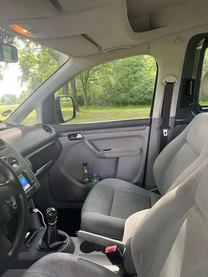 Gebraucht VW Caddy 105 PS (77 kW) 2010 Van / Kleinbus