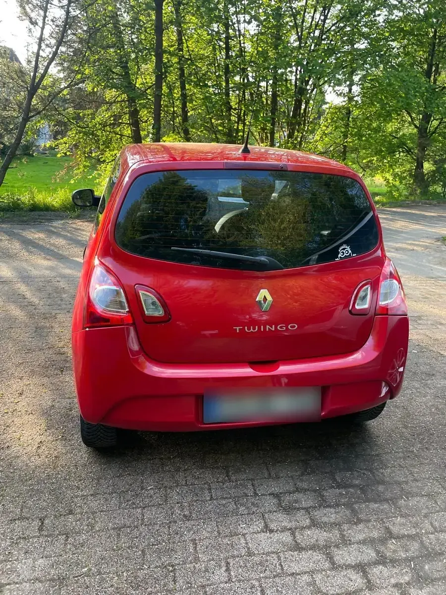 Używany Renault Twingo 75 KM (55 kW) 2013 Czerwony Hatchback