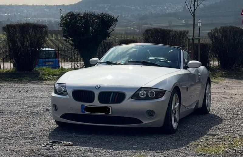 Silber Gebraucht 2003 BMW Z4 Cabrio | 6.500 € (Fairer Preis) - Bild 1/4