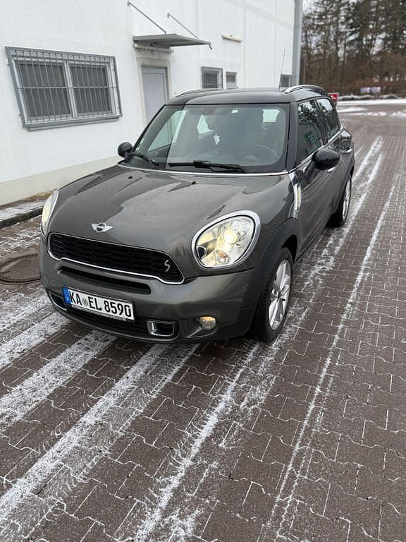 Grau Gebraucht 2011 Mini Cooper S Countryman SUV | 8.290 € (Fairer Preis) - Bild 1/4