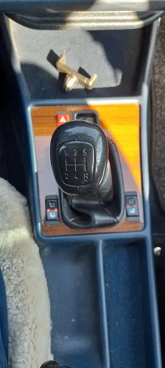 Gebraucht Mercedes 190 90 PS (66 kW) 1987 Weiß Limousine