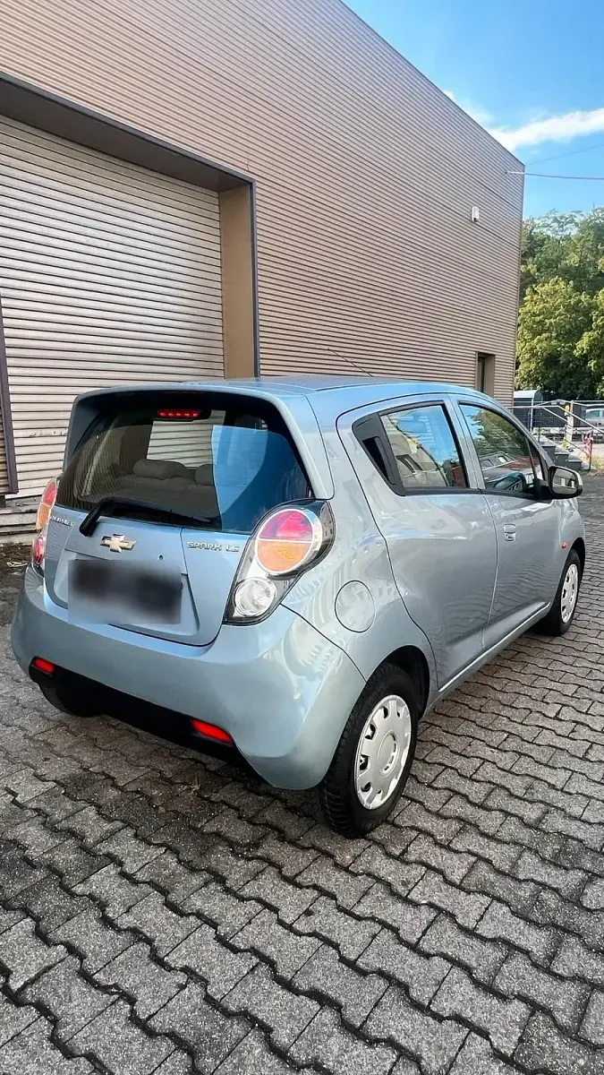 Gebraucht Chevrolet Spark 68 PS (50 kW) 2011 Blau Kleinwagen