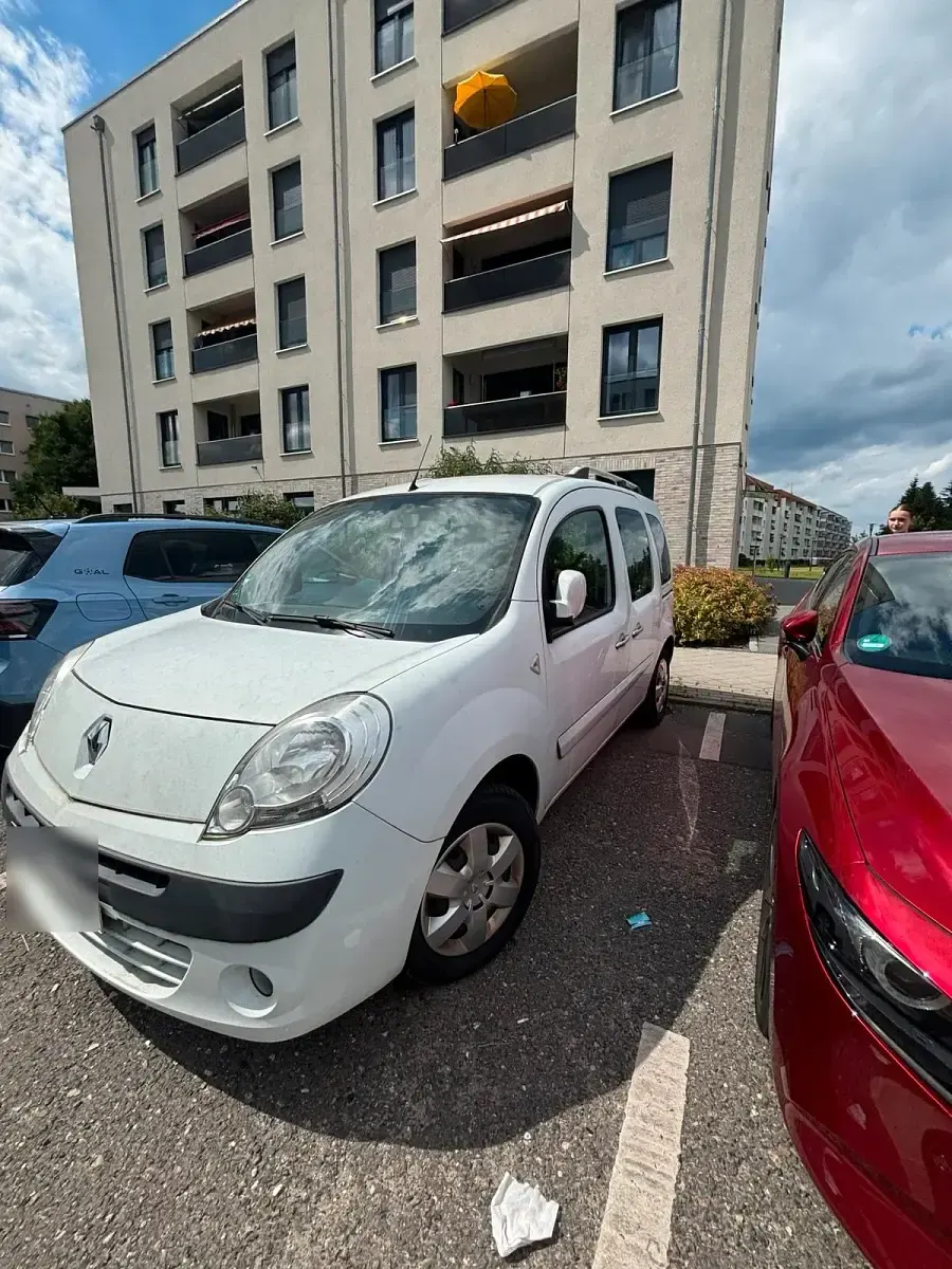 Gebraucht Renault Kangoo 66 PS (48 kW) 2011 Weiß Van / Kleinbus
