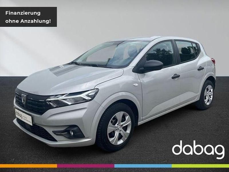 Grau Gebraucht 2021 Dacia Sandero Essentiel Kleinwagen | 10.975 € (Superpreis) - Bild 1/4