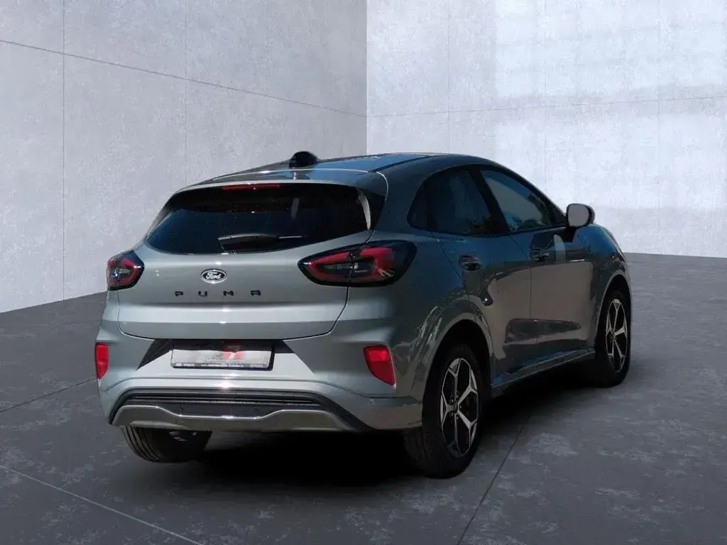 Second-hand Ford Puma ST-Line 125 CP (91 kW) 2025 Argintiu SUV