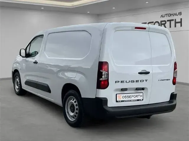 Neu Peugeot E-Partner 100 kW (136 PS) 2026 Weiss Van / Kleinbus