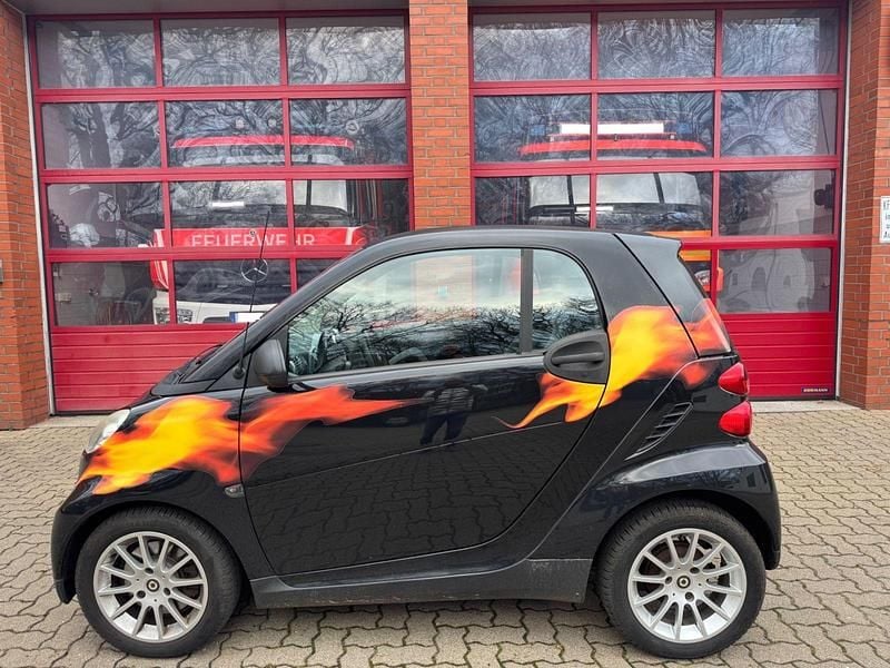 Schwarz Gebraucht 2007 Smart ForTwo Coupé Coupé | 1.750 € (Fairer Preis) - Bild 1/4