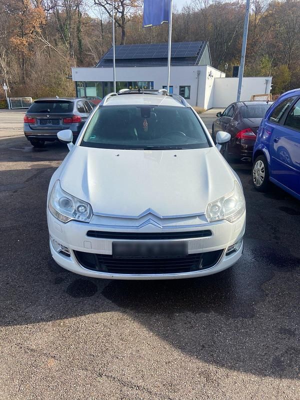 Weiß Gebraucht 2010 Citroën C5 Kombi | 3.900 € (Fairer Preis) - Bild 1/4