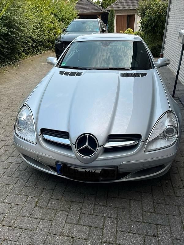 Silber Gebraucht 2006 Mercedes SLK200 Cabrio | 7.000 € (Superpreis) - Bild 1/4