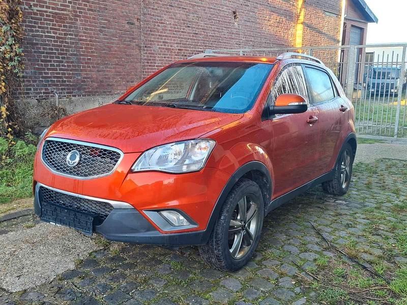 Orange Gebraucht 2011 Ssangyong (KGM) Korando Quartz SUV | 1.999 € (Fairer Preis) - Bild 1/4