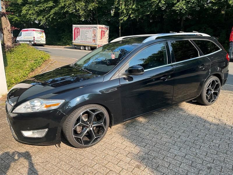 Gebraucht Ford Mondeo 140 PS (102 kW) 2008 Schwarz Kombi
