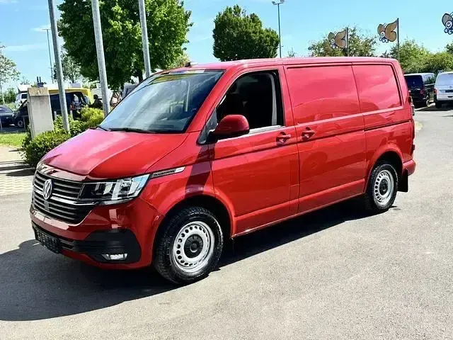 Usado VW Transporter 150 CV (110 kW) 2019 Rojo Van
