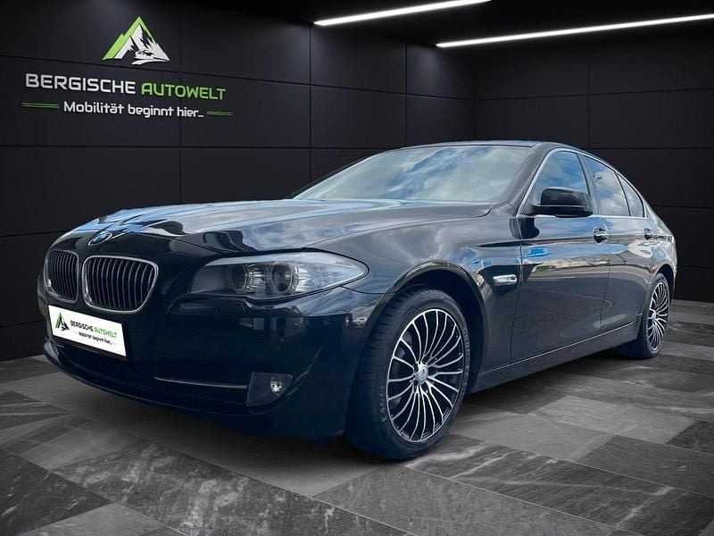 Gebraucht BMW 523 204 PS (150 kW) 2011 Schwarz Limousine