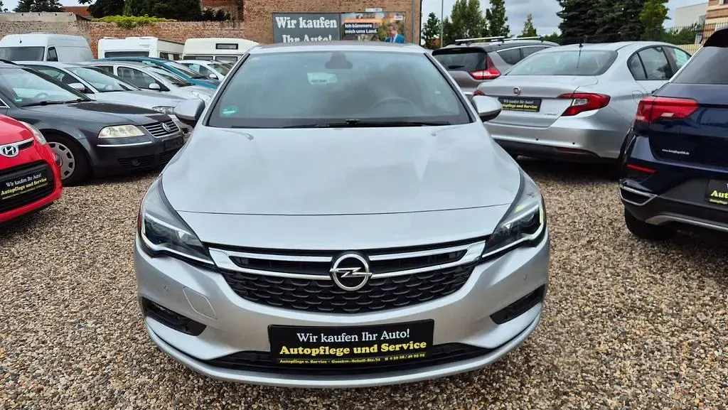 Gebraucht Opel Astra Dynamic 150 PS (110 kW) 2016 Silber Limousine