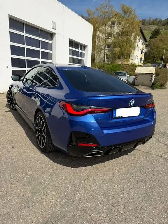 Gebraucht BMW 440 Performance 374 PS (275 kW) 2023 Blau Coupé