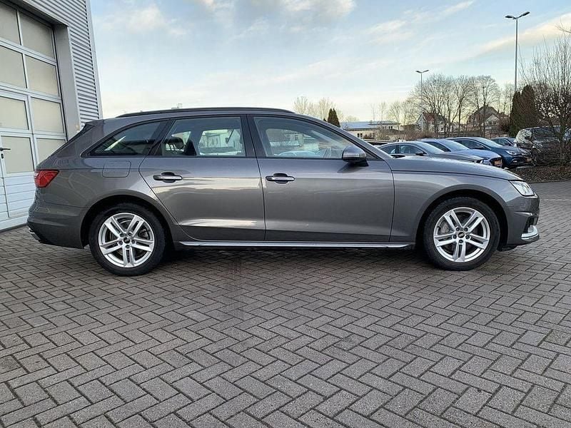 Gebraucht Audi A4 Advanced Plus 204 PS (150 kW) 2021 Grau Kombi