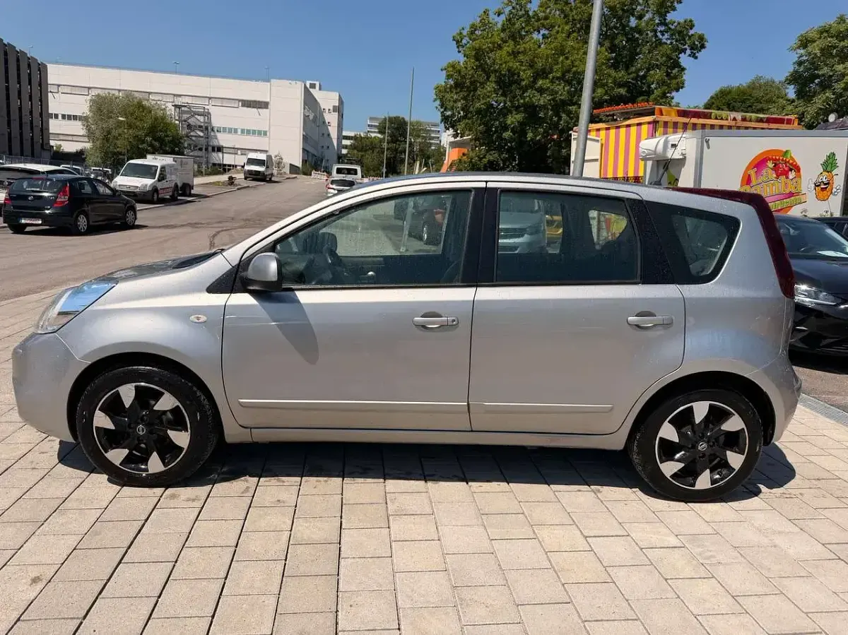 Gebraucht Nissan Note I-Way 110 PS (80 kW) 2012 Silver (m) Kleinwagen