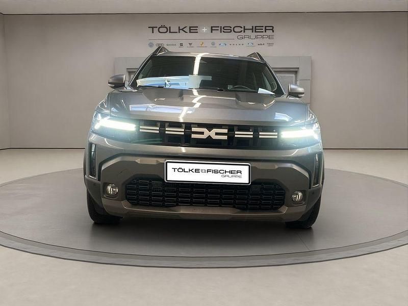 Gebraucht Dacia Duster 101 PS (74 kW) 2025 Dolomit grau / schiefer grau (metallic) SUV
