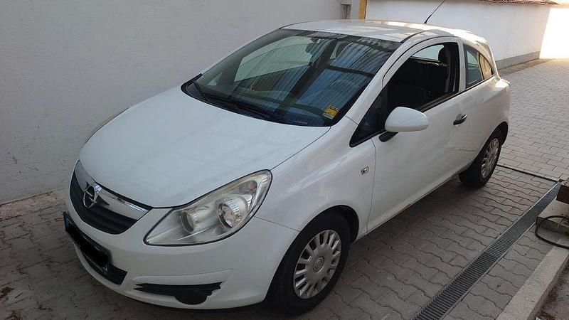 Weiß Gebraucht 2009 Opel Corsa Sport Limousine | 780 € (Superpreis) - Bild 1/4