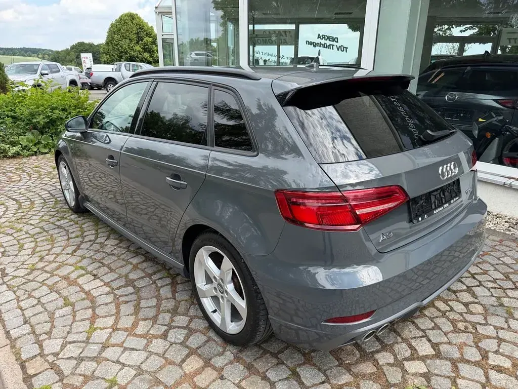 Gebraucht Audi A3 S-Line 150 PS (110 kW) 2017 Grau Limousine