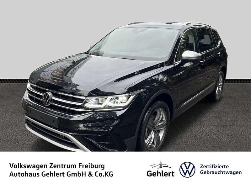 Deep black perleffekt Gebraucht 2025 VW Tiguan Allspace Elegance SUV | 45.900 € (Teuer) - Bild 1/4