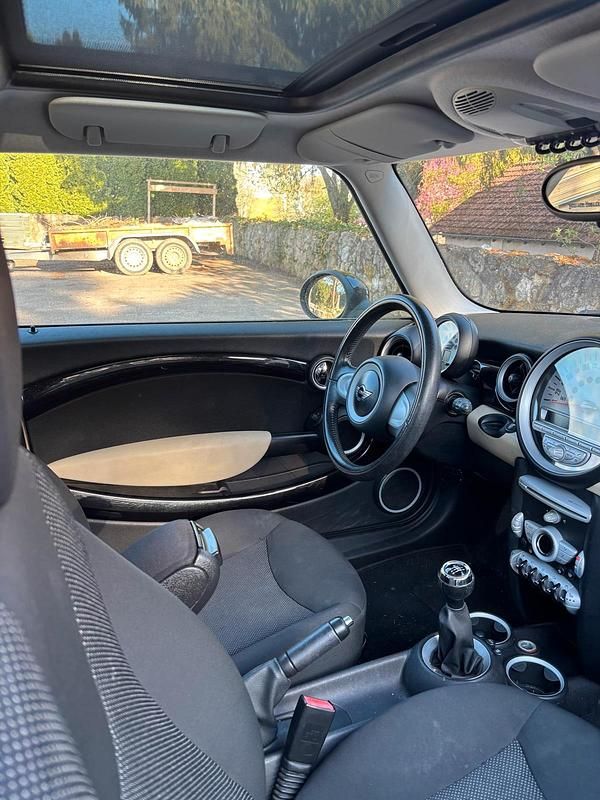 Usata Mini Cooper 120 CV (88 kW) 2009 Beige Utilitaria