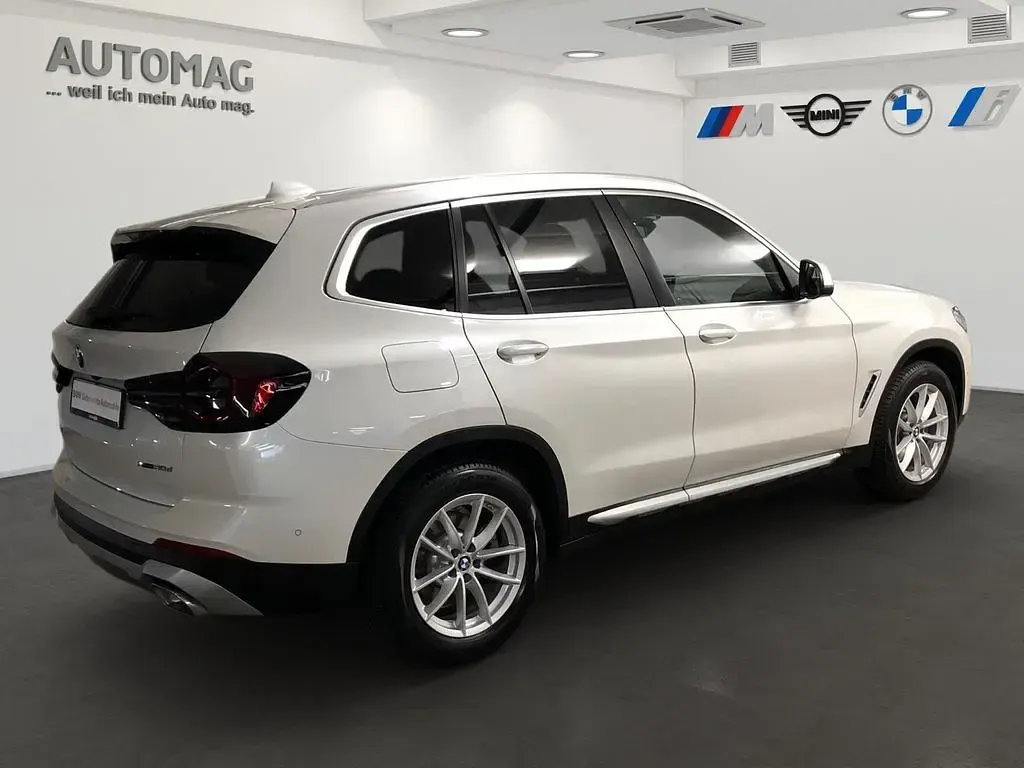 Gebraucht BMW X3 Sport Line 190 PS (139 kW) 2023 Weiß SUV