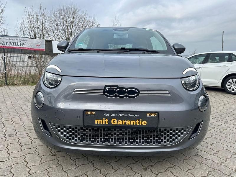 Gebraucht Fiat 500e 86 kW (118 PS) 2023 Grau Kleinwagen