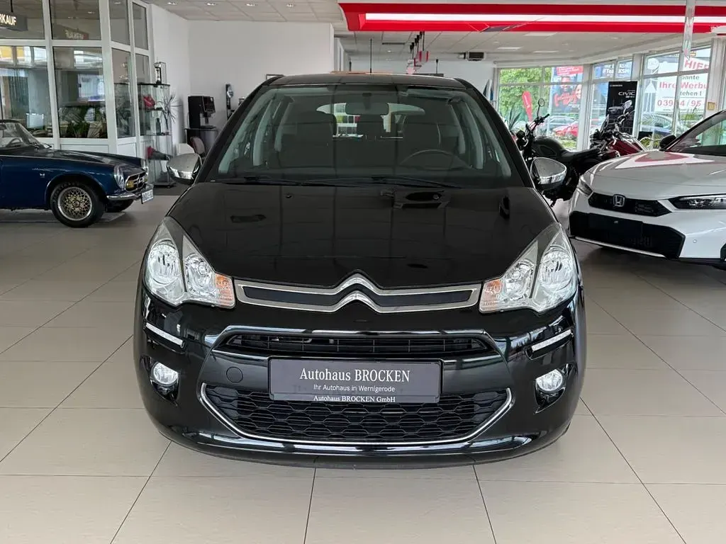 Gebraucht Citroën C3 SELECTION 68 PS (50 kW) 2014 Schwarz Limousine