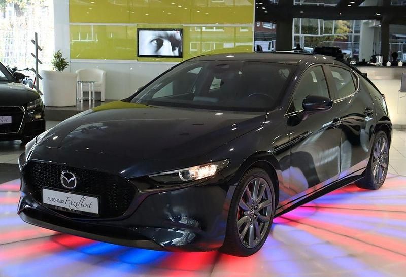 Blau Gebraucht 2019 Mazda 3 Selection Limousine | 17.500 € (Fairer Preis) - Bild 1/4