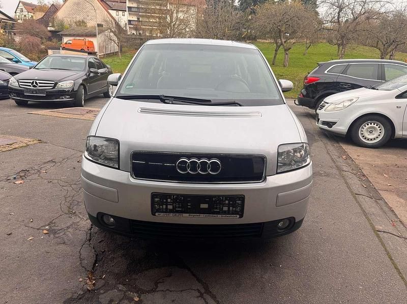 Second-hand Audi A2 75 CP (55 kW) 2002 Argintiu Hatchback