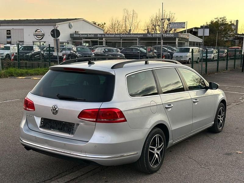 Gebraucht VW Passat Comfortline 122 PS (89 kW) 2012 Silber Kombi