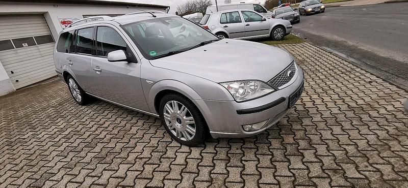 Gebraucht Ford Mondeo 160 PS (117 kW) 2006 Kombi