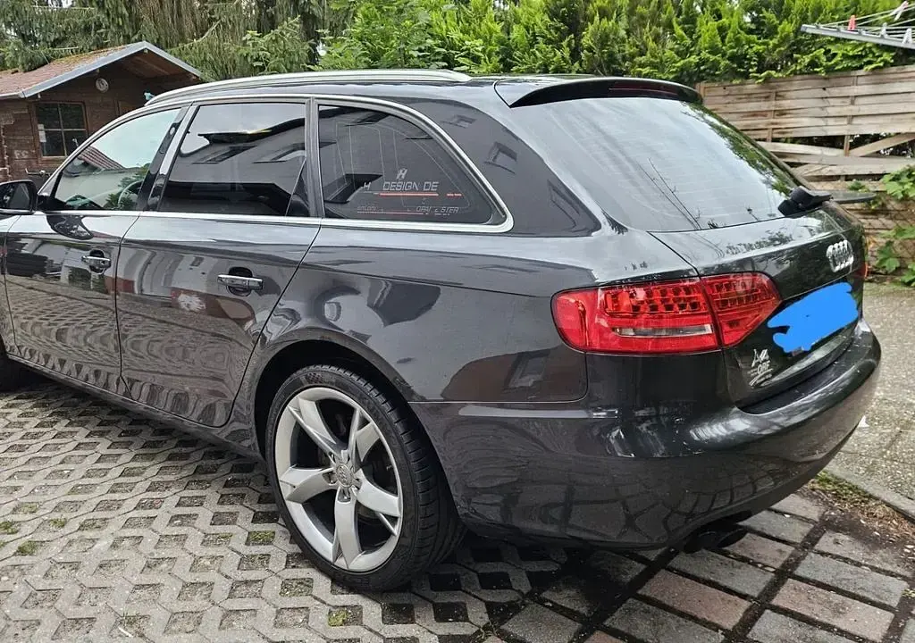 Gebraucht Audi A4 Design 160 PS (117 kW) 2009 Schwarz Kombi