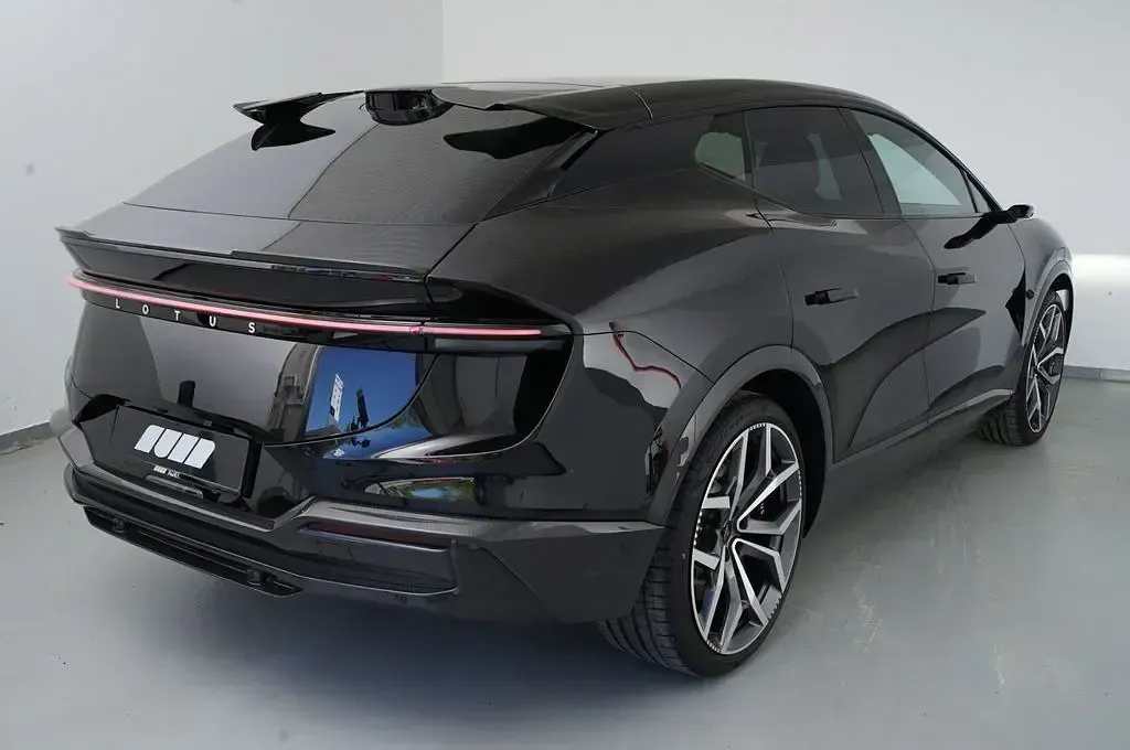 Nowe Lotus Eletre 675 kW (918 KM) 2026 Czarny SUV