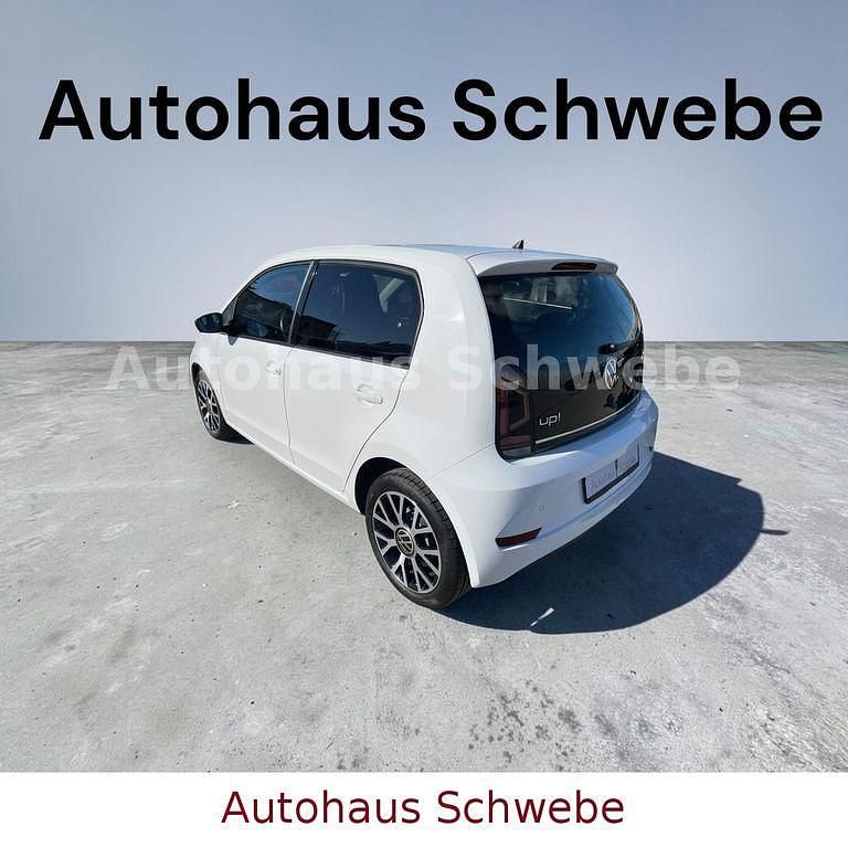Używany VW up! move up! 65 KM (47 kW) 2023 Biały Hatchback