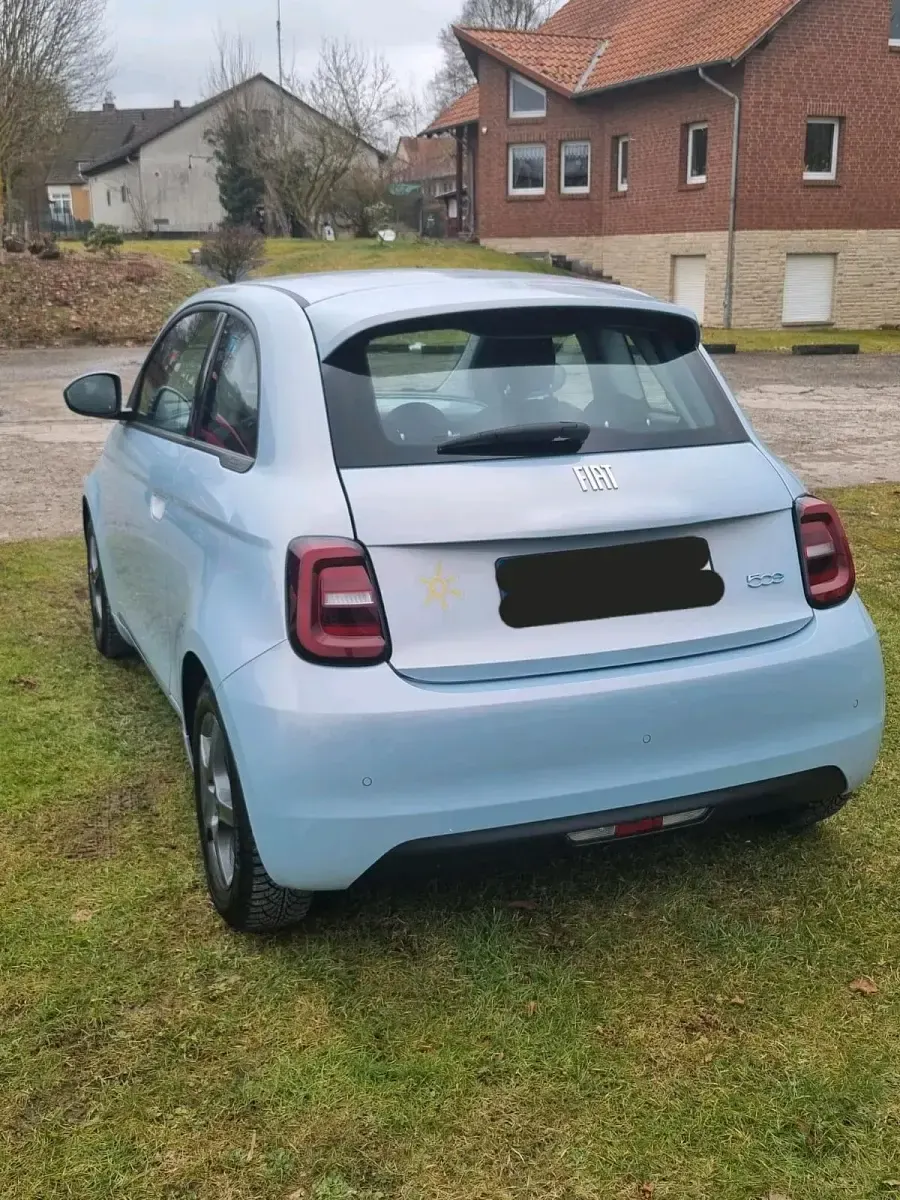 Gebraucht Fiat 500e 86 kW (118 PS) 2021 Blau Kleinwagen