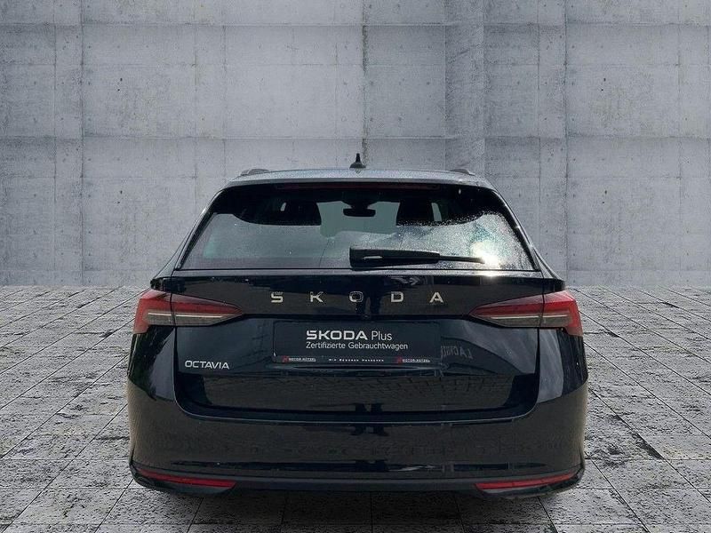 Gebraucht Skoda Octavia Selection 150 PS (110 kW) 2024 Schwarzmagic perleffekt Kombi